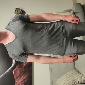 H&M divided grey heathered short sleeve tee men's medium size